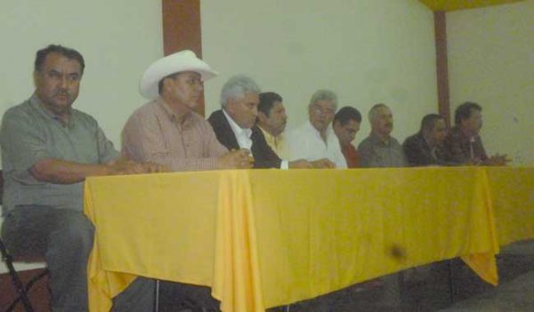 Niegan fractura al interior del PRD, Río Grande