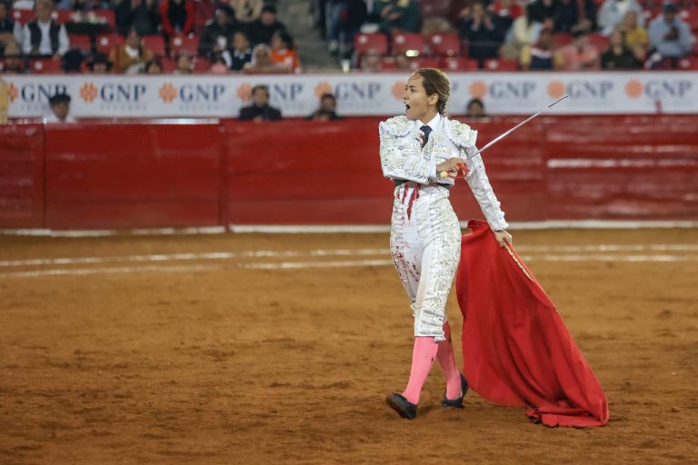 El valor que se escribe sin género