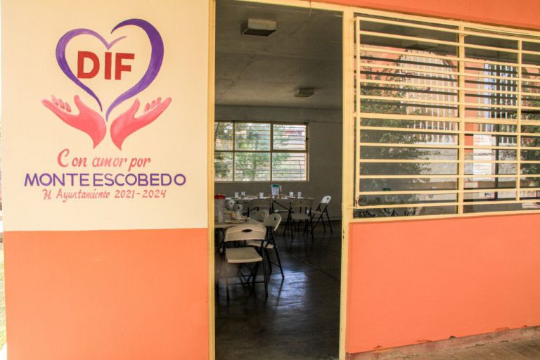 Instalan dos comedores comunitarios en Monte Escobedo y Tepetongo