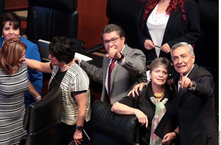 Ahora va Morena por nueva Corte