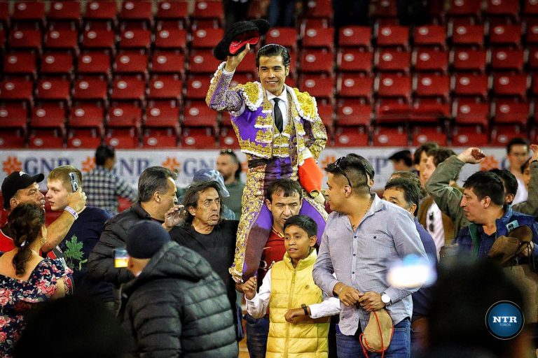 Al clamor del valor