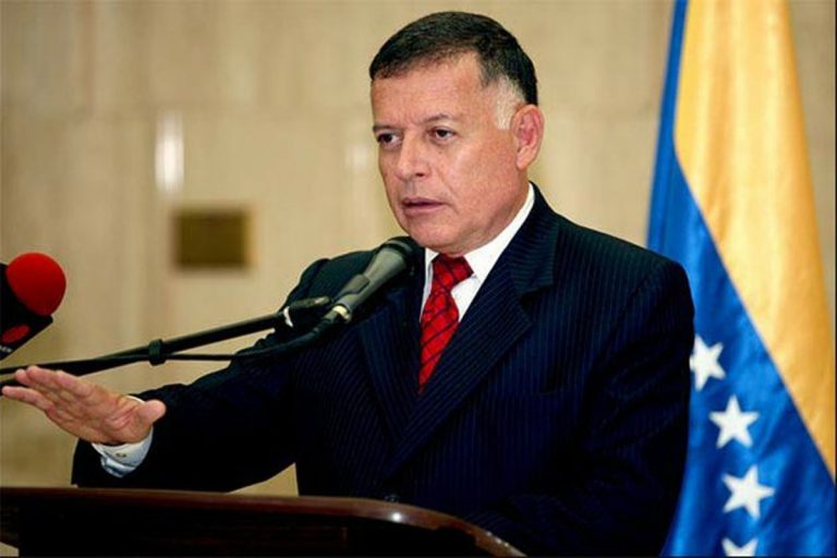 Arriba a México Embajador de Venezuela