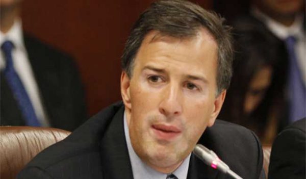Cancelan comparecencia de titular de SHCP ante diputados