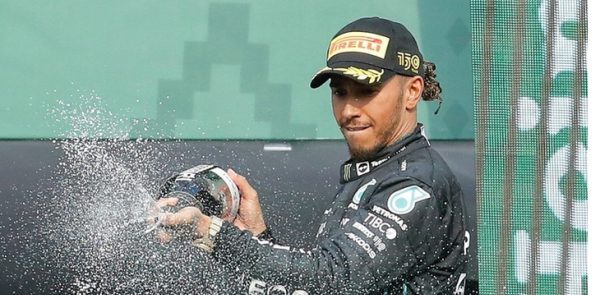¿Cuánto ganará Hamilton en Ferrari?