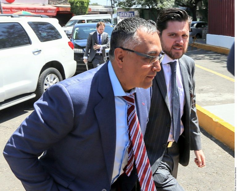 Dilapida Trauwitz millonada… y nada