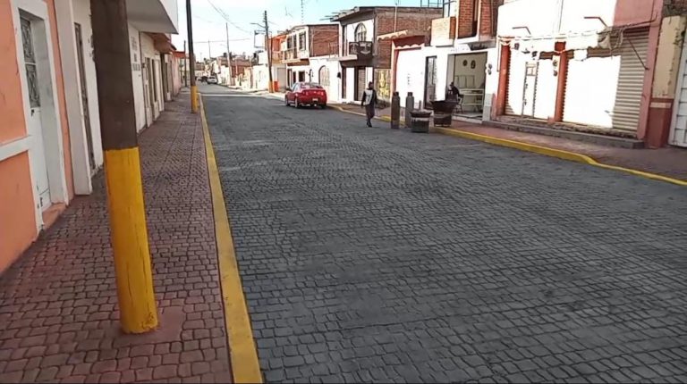 Finaliza rehabilitación de calle en Ojocaliente
