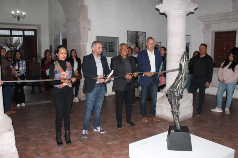 Inauguran exposición colectiva Campo y Medio en Jerez