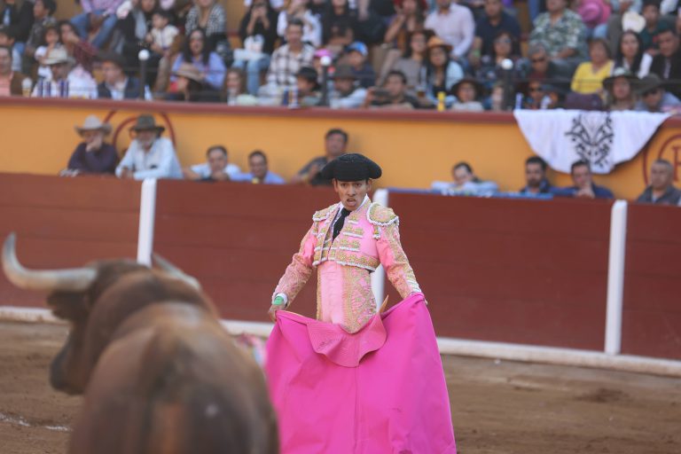 Preocupa estado de salud de Alberto Ortega