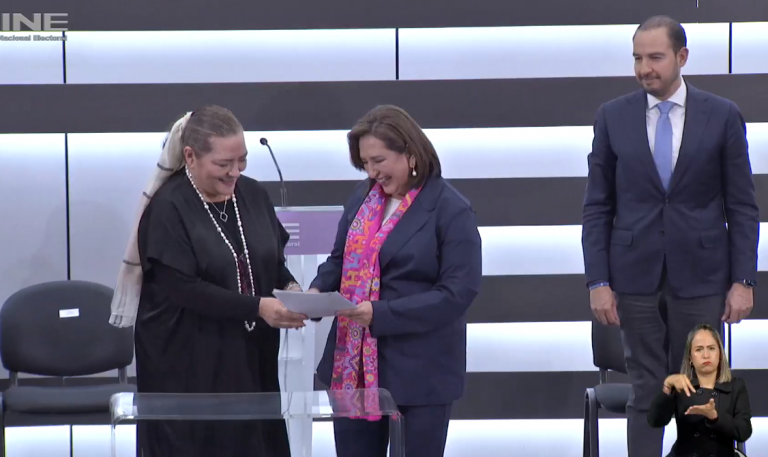 Registra Xóchitl Gálvez candidatura ante el INE