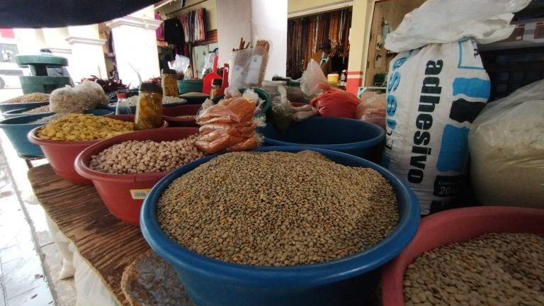 Sufren bajas ventas comerciantes durante Cuaresma