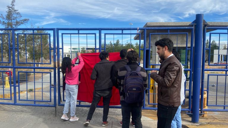 Toman Campus UAZ por falta de docente