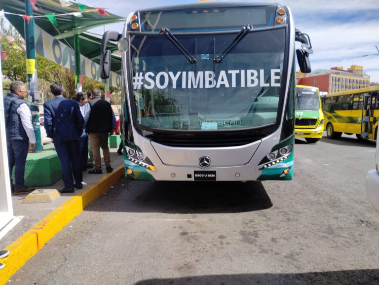Presentan nueva unidad para el Platabús