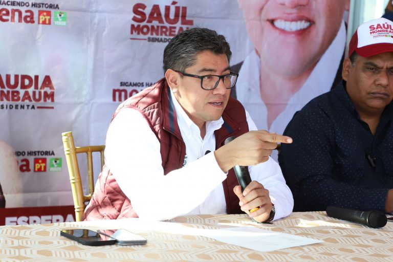Acude Saúl Monreal con productores de Sombrerete
