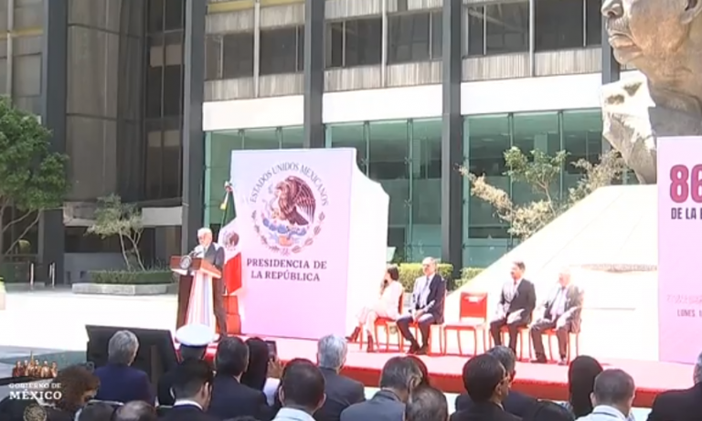 Advierte AMLO de ‘mercaderes extranjeros’ en tema energético