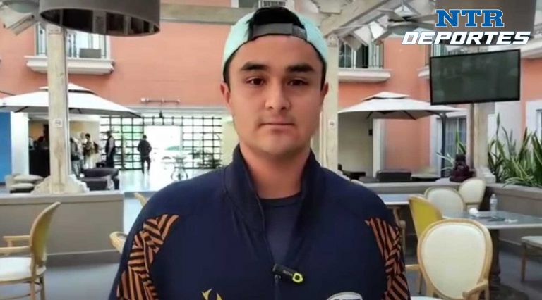 Alejandro Delgado representará en tenis a la UAZ