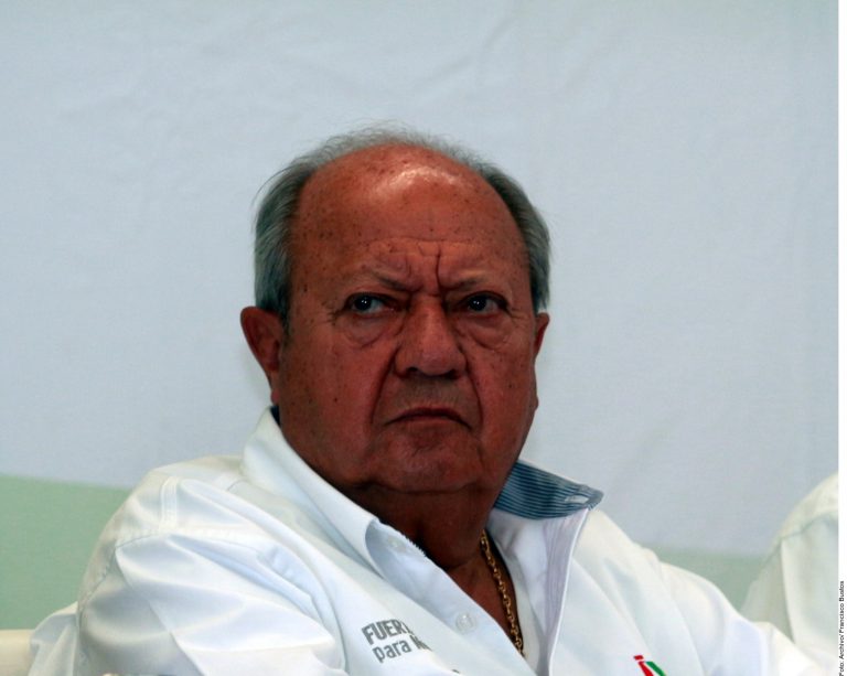Alistan fin de la era Romero Deschamps