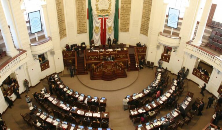 Asamblea Legislativa alista reformas para combatir obesidad y bulimia