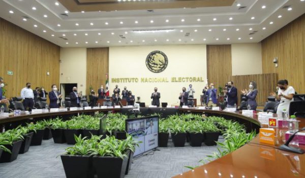 Austeridad no aplica para recortes: INE