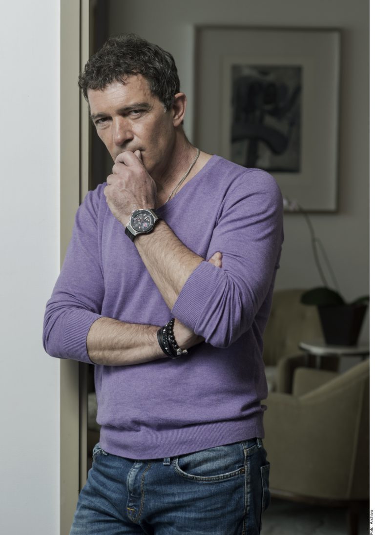 Cancelan procesión donde participaría Antonio Banderas