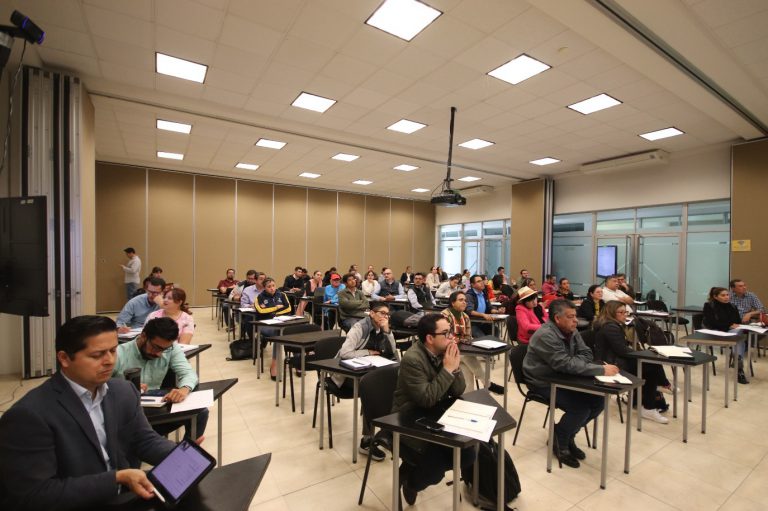 Invitan a sesiones informativas para el ingreso al SNII