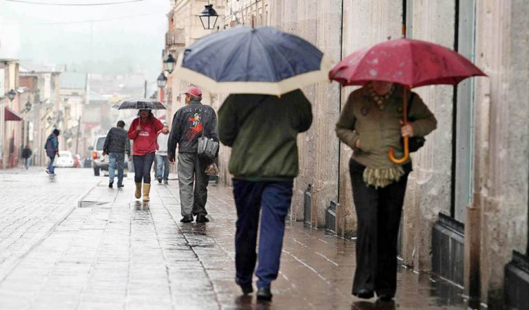 Continuarán lluvia y frío en mayor parte del país