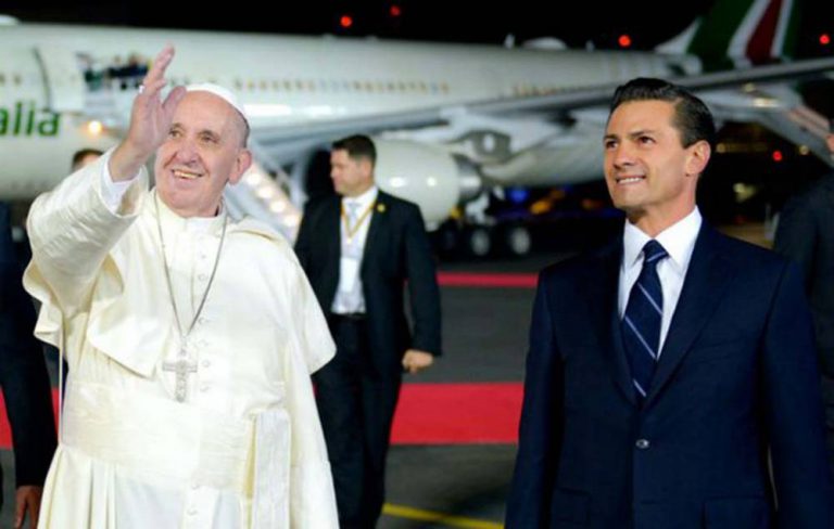 Despiden con alegría al Papa Francisco