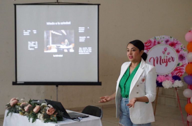 Empoderan a las mujeres en Ojocaliente