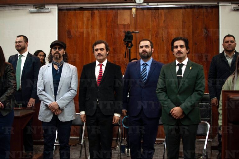 Enjambre, embajadores culturales