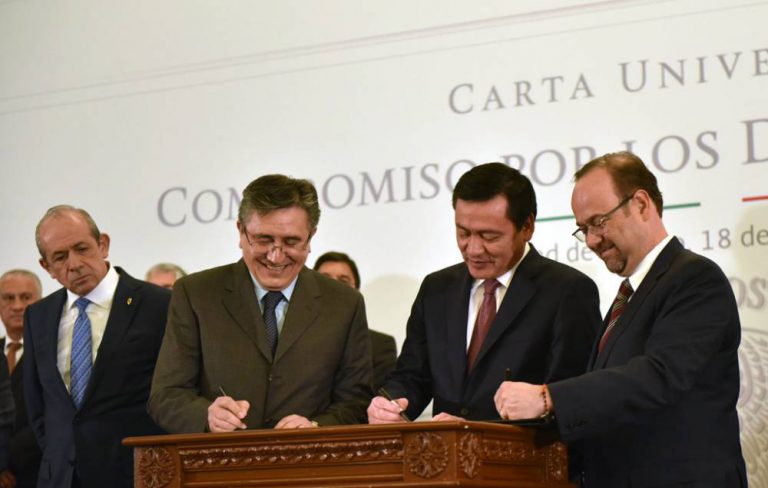 Firman Segob, Derechos Humanos y ANUIES carta compromiso