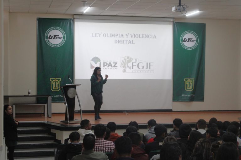 Imparten conferencia sobre la Ley Olimpia
