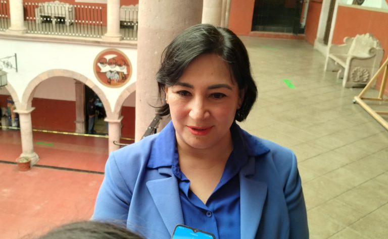Implementan Feria de Carreras en preparatorias