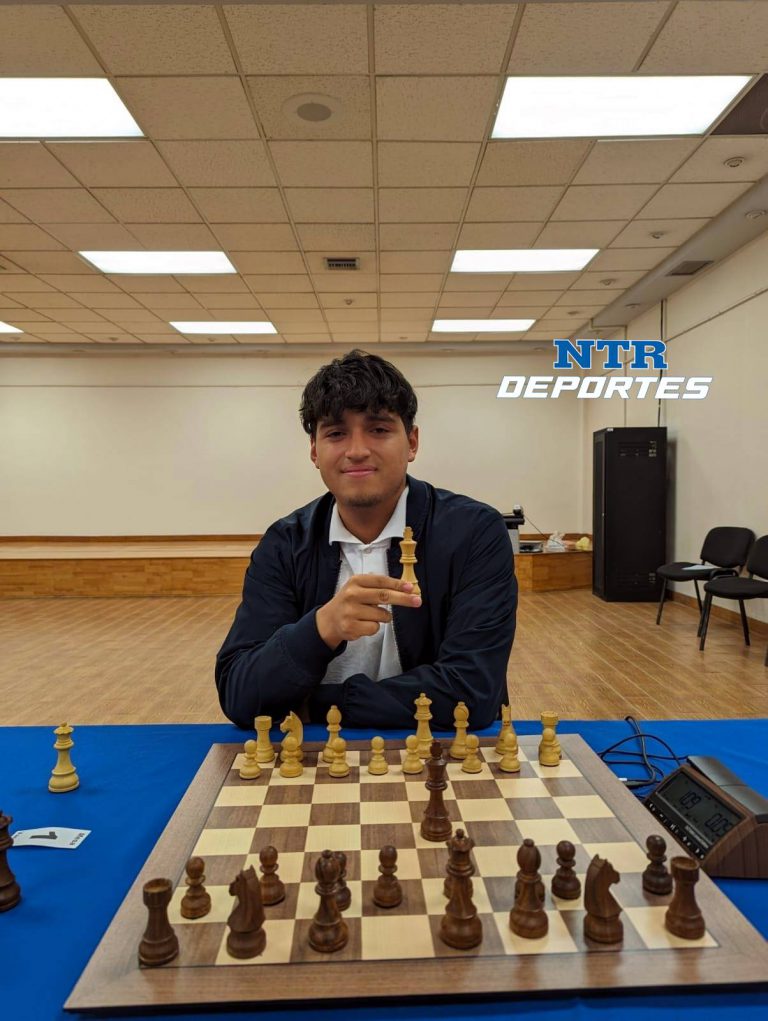 José Ángel Pinales clasifica a universiada nacional