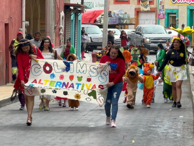 Realizan desfile de Primavera