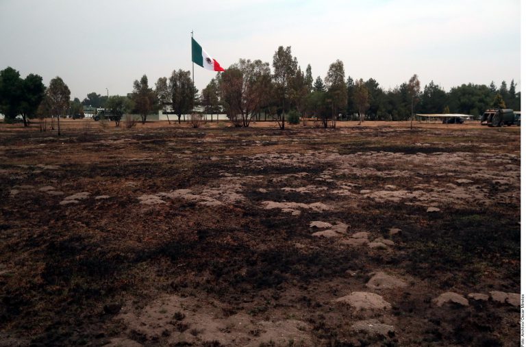 ‘Reflexiona’ juez: sí va Santa Lucía