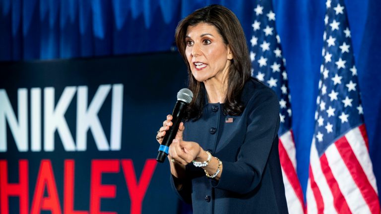 Se baja Haley de contienda, pero no respalda a Trump