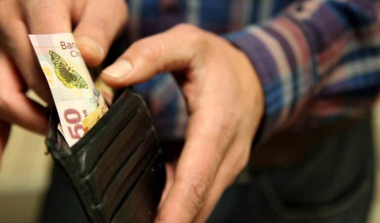Urgen a definir nueva política de salarios mínimos