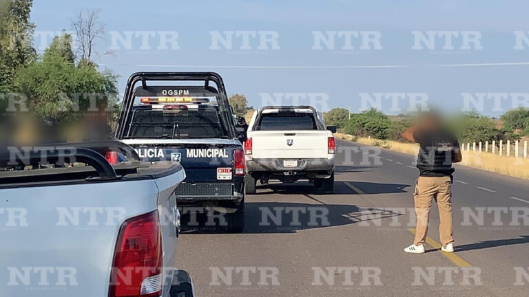 Dejan encobijado en carretera federal 44