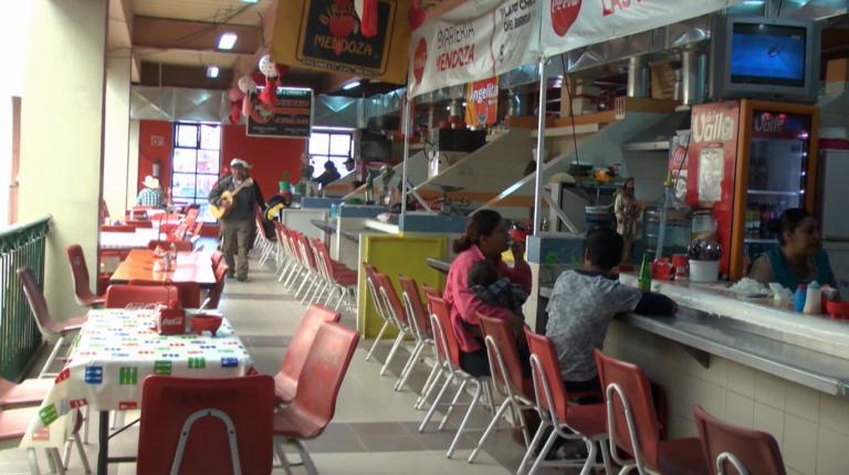 Avanza renovación de licencias en comercios