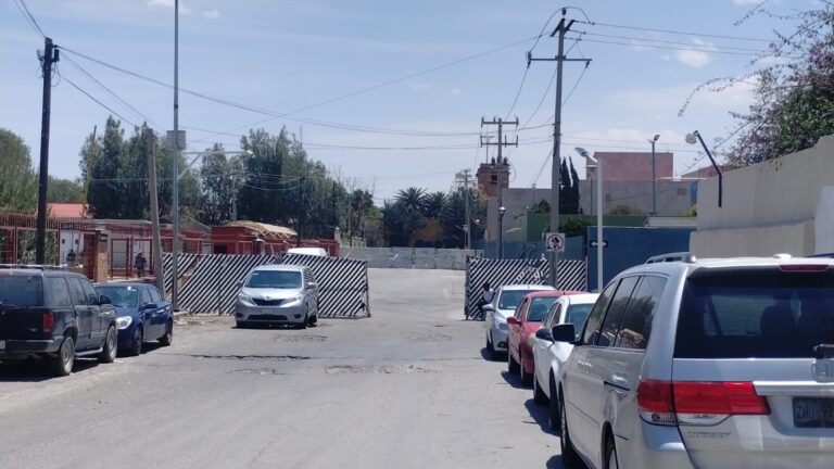 Exigen reapertura de calle Calera