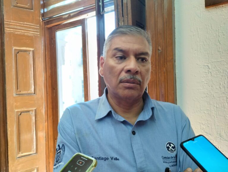 Migran al egresar de Ciencias de la Tierra