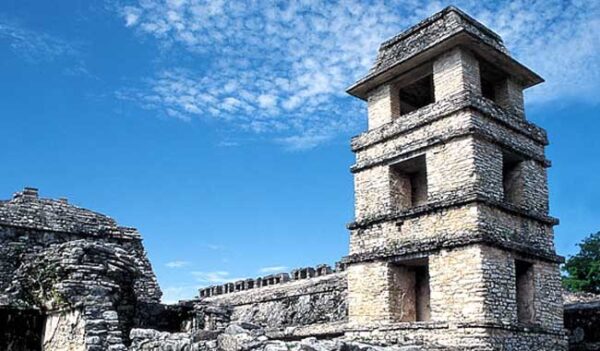 Afirman que empieza a rendir frutos centro cultural en localidad maya