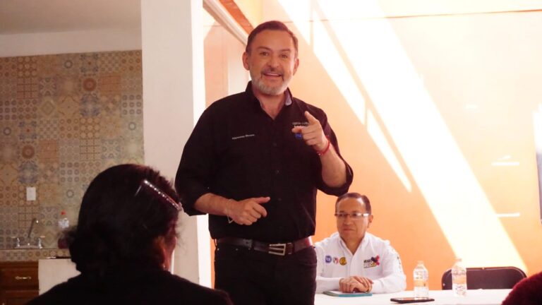 Califica Raymundo Moreno uso de afores como robo