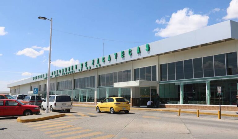 Crece 15% flujo de pasajeros
