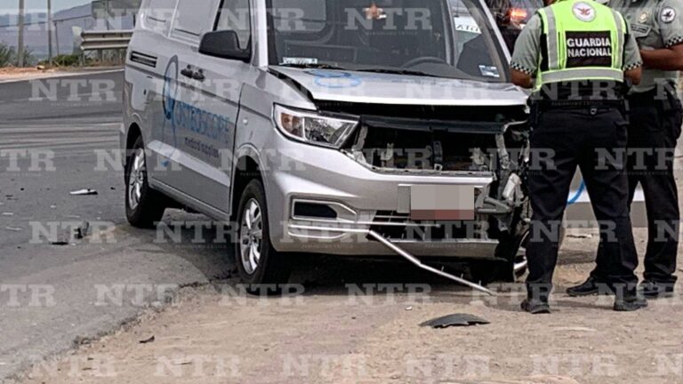 Chocan camionetas en federal 45