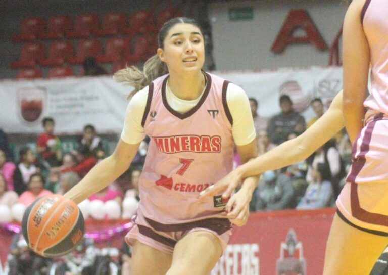 Karla Martínez causa baja con Mineras