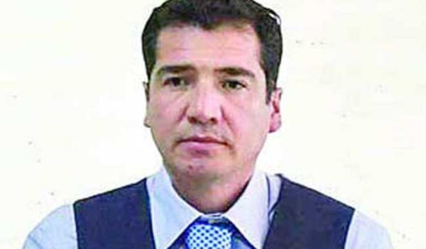 México debe pedir extradición de ex tesorero de Coahuila: Barbosa
