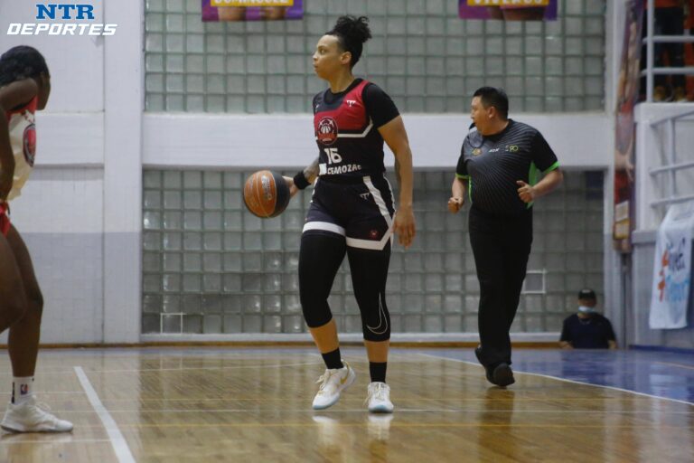 Preparan campamento de baloncesto