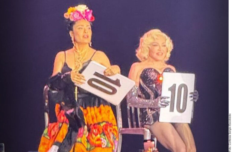 Salma Hayek y Madonna juntas en último concierto en México