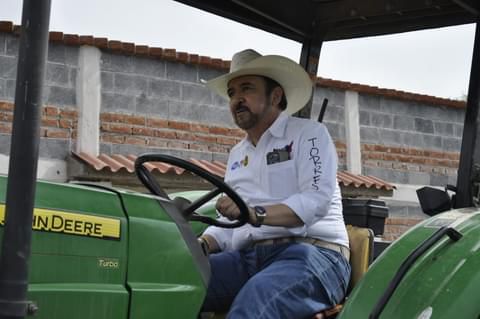 Se reúne Miguel Torres con productores de Casa Blanca