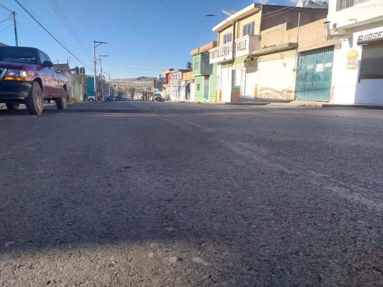 Tras 2 años rehabilitan la calle Del Valle